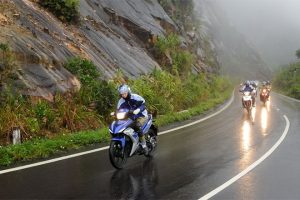 xử lý khi xe máy mất phanh trên đèo